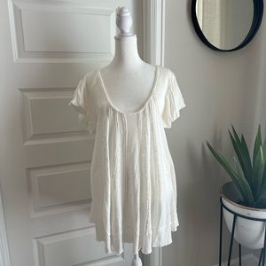 Free People Oversized White Baby Doll Top - worn ONCE